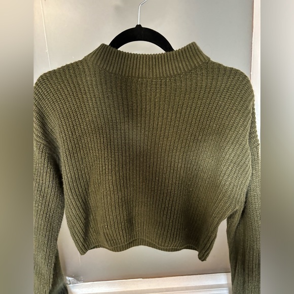 Dark Green H&M Knit Cropped Sweater small - Picture 1 of 3